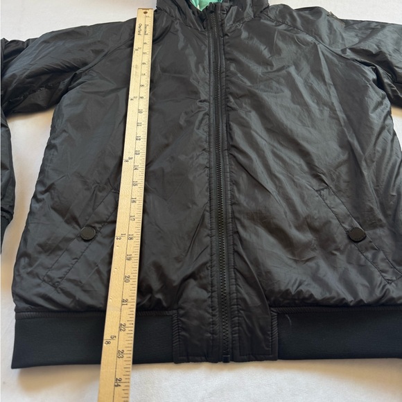 Guess Kids Boy's Green Digital Print Reversible Padded Jacket Size 14 - Picture 10 of 16